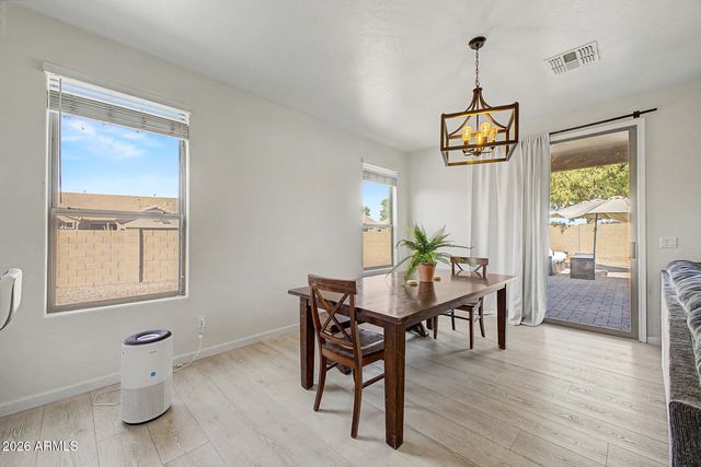 6959 S WILSON Drive, Chandler, AZ 85249