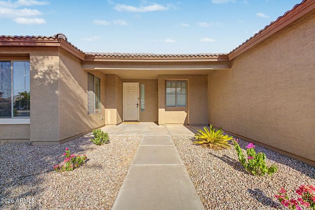 6959 S WILSON Drive, Chandler, AZ 85249