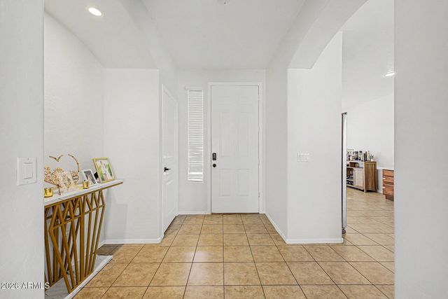 6959 S WILSON Drive, Chandler, AZ 85249