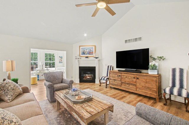 2300 Perry Street, Holland, MI 49424