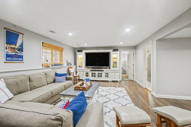 2300 Perry Street, Holland, MI 49424