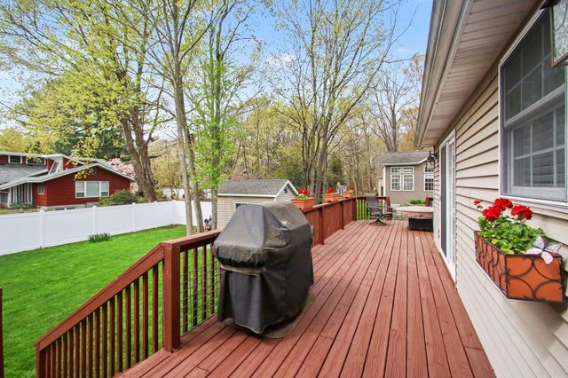 2300 Perry Street, Holland, MI 49424