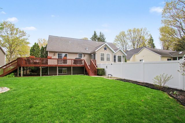 2300 Perry Street, Holland, MI 49424