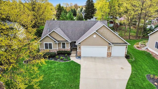 2300 Perry Street, Holland, MI 49424