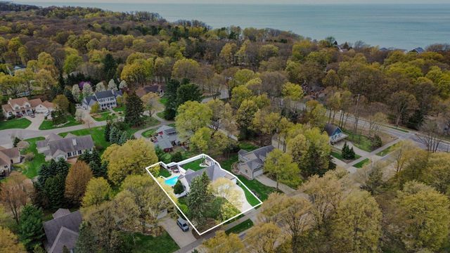 2300 Perry Street, Holland, MI 49424