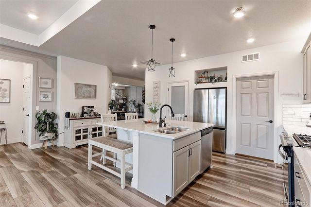 4435 N Picadilly Court, Aurora, CO 80019