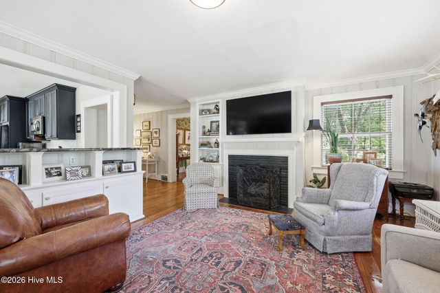 1126 N Market Street, Washington, NC 27889