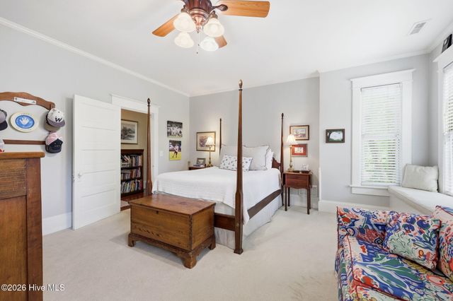 1126 N Market Street, Washington, NC 27889