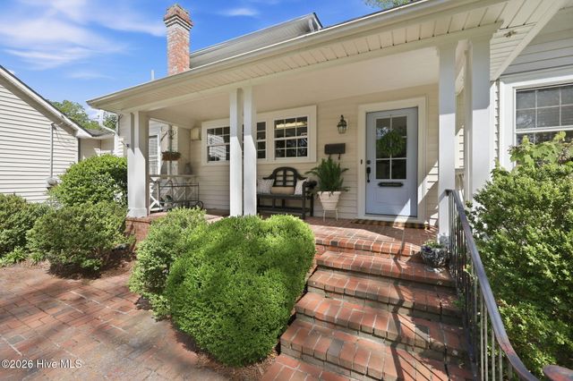 1126 N Market Street, Washington, NC 27889