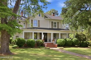 1126 N Market Street, Washington, NC 27889