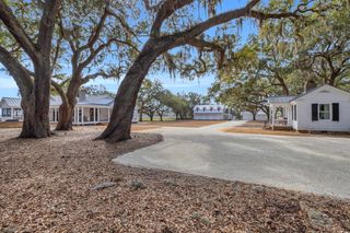 161 Twelve Oaks Dr., Pawleys Island, SC 29585