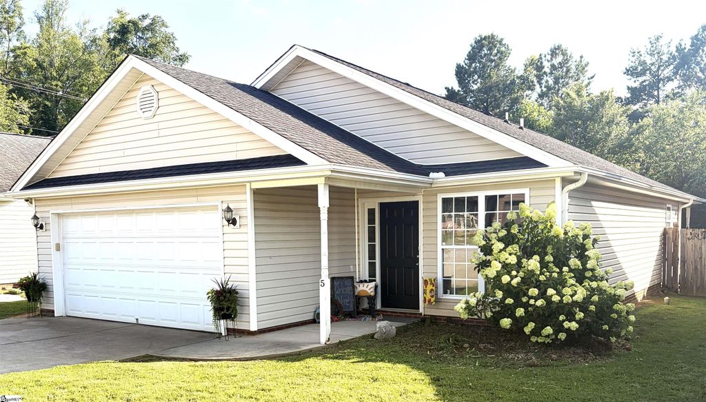 5 Cedar Brook Court, Greenville, SC 29611