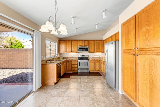 1688 E HEATHER Avenue, Gilbert, AZ 85234