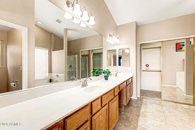 1688 E HEATHER Avenue, Gilbert, AZ 85234