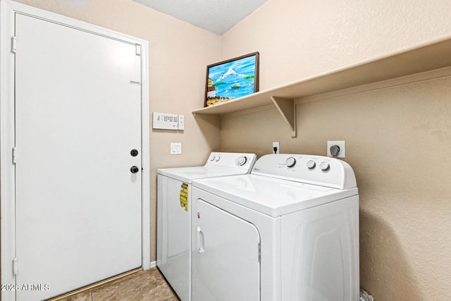 1688 E HEATHER Avenue, Gilbert, AZ 85234