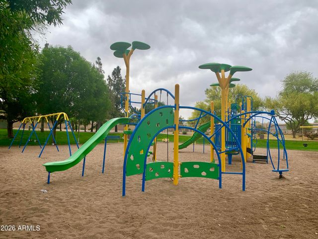 1688 E HEATHER Avenue, Gilbert, AZ 85234