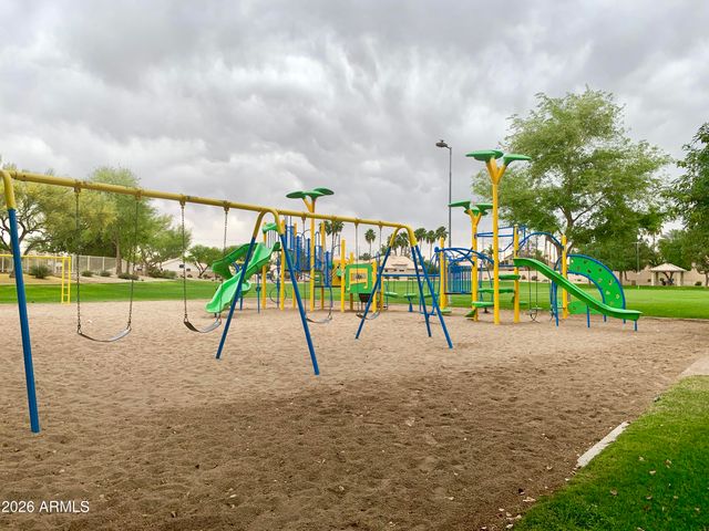 1688 E HEATHER Avenue, Gilbert, AZ 85234