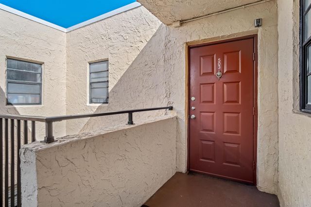 3500 Blue Lake Drive 503, Pompano Beach, FL 33064