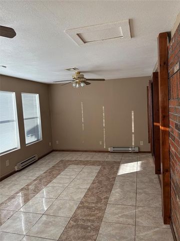 1404 Peach Tree Lane, Norman, OK 73071