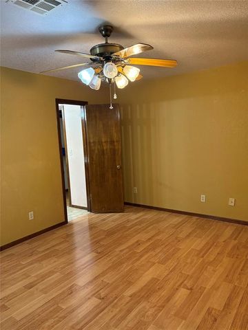 1404 Peach Tree Lane, Norman, OK 73071