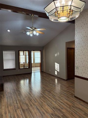 1404 Peach Tree Lane, Norman, OK 73071