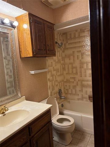 1404 Peach Tree Lane, Norman, OK 73071