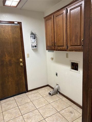 1404 Peach Tree Lane, Norman, OK 73071