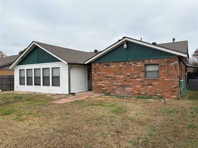 1404 Peach Tree Lane, Norman, OK 73071