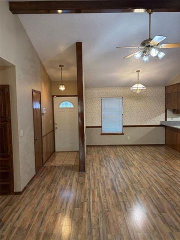 1404 Peach Tree Lane, Norman, OK 73071