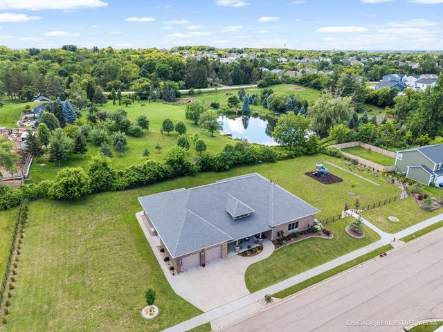 1210 Stonegate Drive, Marengo, IL 60152