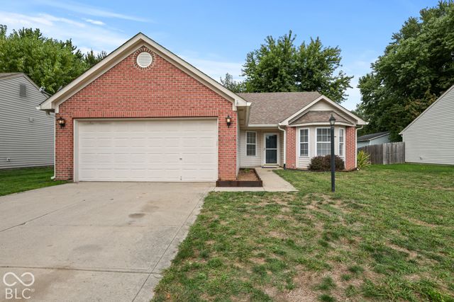 4674 Walker Street, Greenwood, IN 46143