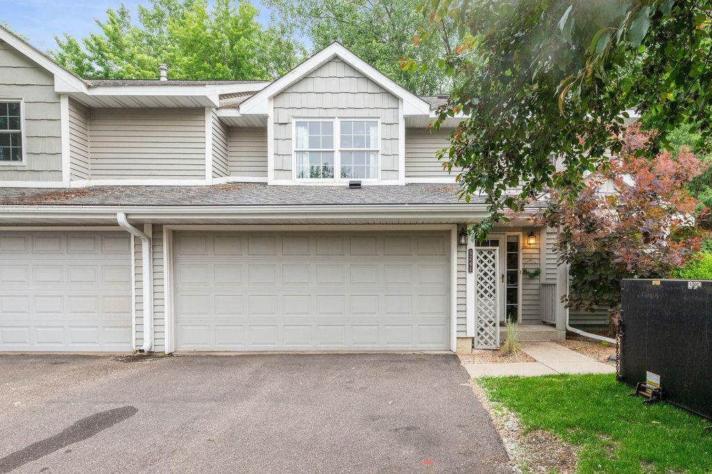 5241 Silver Maple Circle, Minnetonka, MN 55343