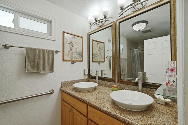 3612 Kirk St, Stockton, CA 95204