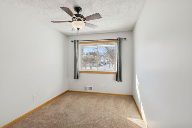 8824 41st Avenue N, New Hope, MN 55427