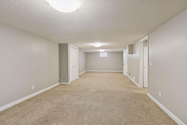 8824 41st Avenue N, New Hope, MN 55427