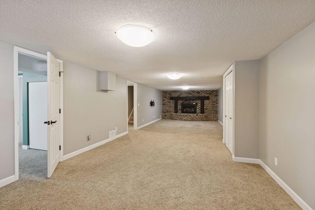 8824 41st Avenue N, New Hope, MN 55427