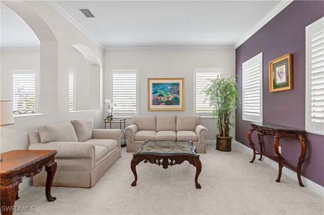 1724 Birdie DR, Naples, FL 34120