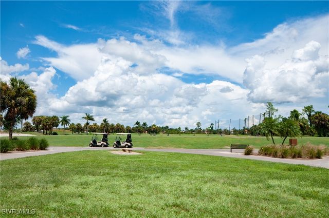 1724 Birdie DR, Naples, FL 34120