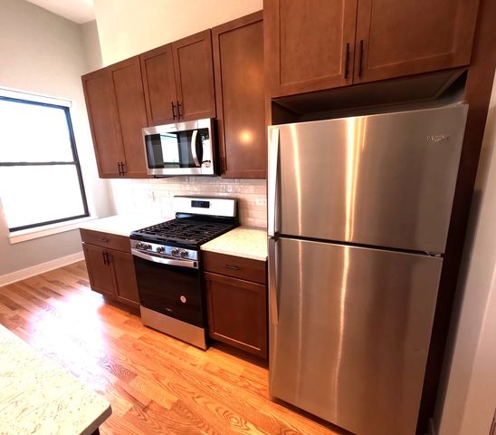 3473 S Archer Avenue 301, Chicago, IL 60608