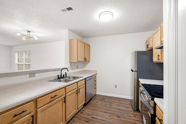 4251 Villas Dr Unit 305, Little River, SC 29566
