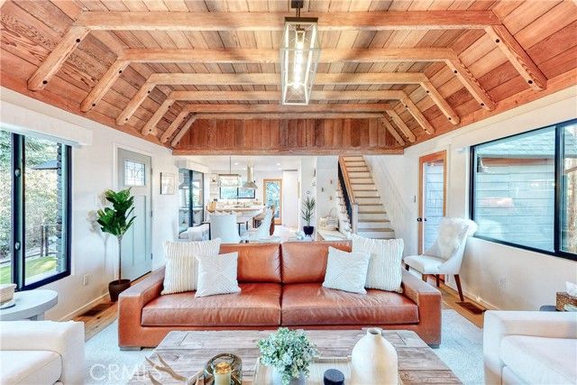 481 Heliotrope Drive, Lake Arrowhead, CA 92352