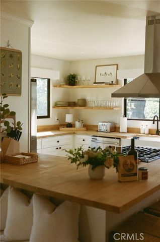 481 Heliotrope Drive, Lake Arrowhead, CA 92352