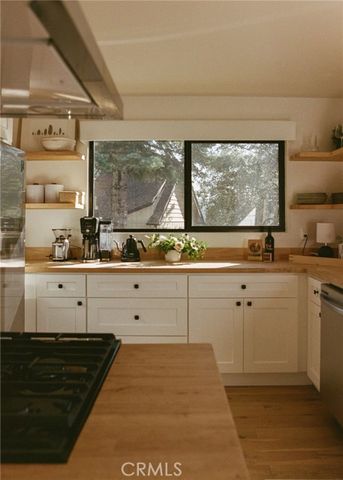 481 Heliotrope Drive, Lake Arrowhead, CA 92352