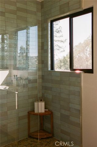 481 Heliotrope Drive, Lake Arrowhead, CA 92352