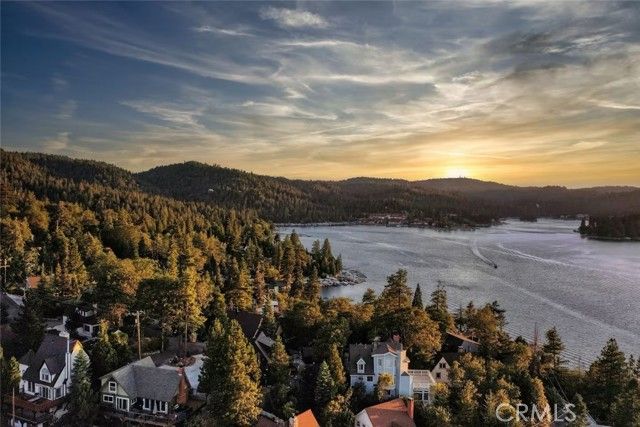 481 Heliotrope Drive, Lake Arrowhead, CA 92352