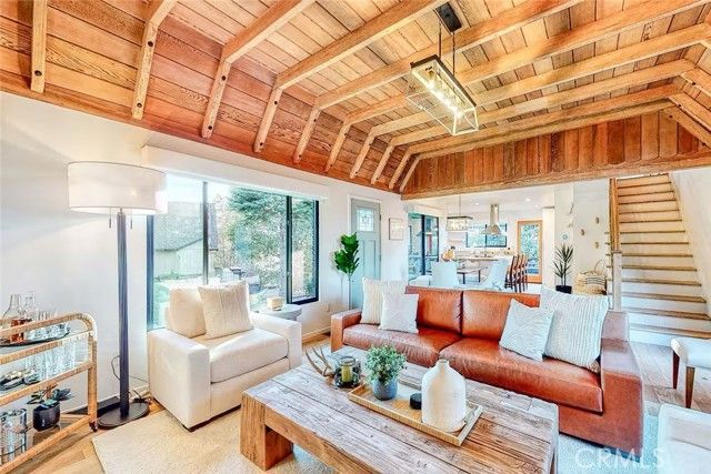 481 Heliotrope Drive, Lake Arrowhead, CA 92352