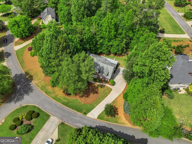 2015 Barrett Drive, Cumming, GA 30040