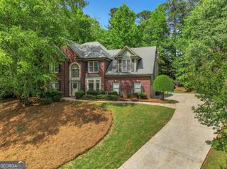 2015 Barrett Drive, Cumming, GA 30040
