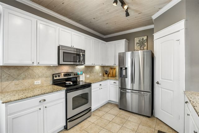 9101 Redford Road, Cross Roads, TX 76227