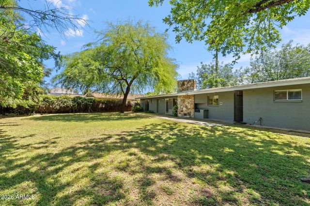 1022 W Las Palmaritas Drive, Phoenix, AZ 85021